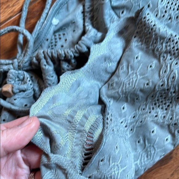 Brown Ribbed Sweater and Green Lace crop Top - Picture 5 of 12